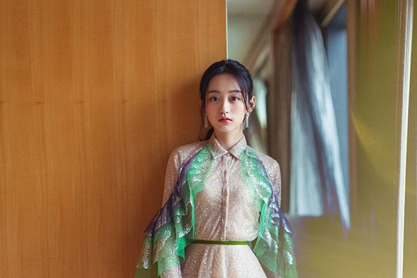 《岁岁青莲》何泓姗搭档何润东主演?剧情能否超越《甄嬛传》?