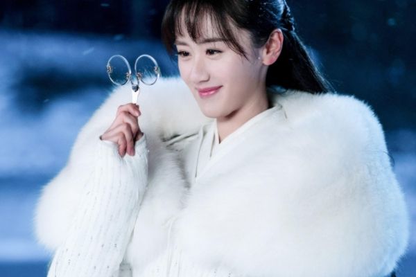 《青春向前冲》袁冰妍和佟梦实领衔主演?两人之前有过几次合作?