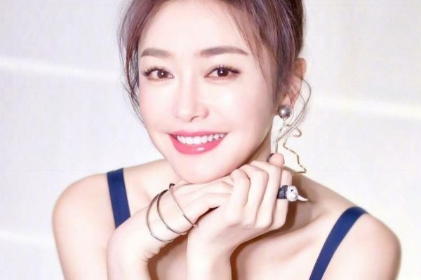 《理智派生活》秦岚化身年过30职场女性?搭档新生代演员王鹤棣?