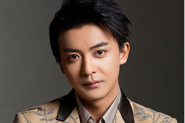 《裸养》邓家佳联手演员李佳航主演?继《爱情公寓》后再度合作?