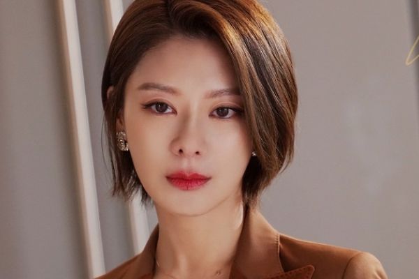 奇幻剧《满月之下请相爱》王汀饰演小姨沈薇薇?朱泳腾扮演陈默?