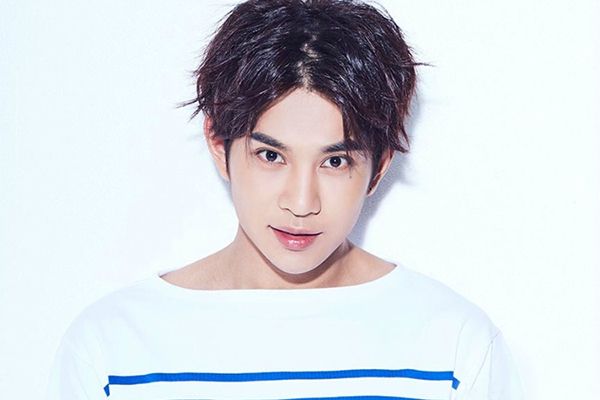 《我在香港遇见他》演员表吴启华扮演的是谁?吴启华有哪些作品?