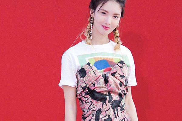 《暗恋橘生淮南》演员表中洛枳是谁演的?扮演者胡冰卿个人资料?