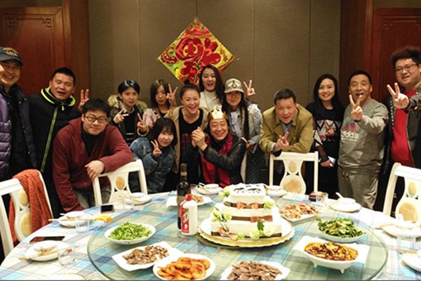 青春职场剧《三个女人一台戏》讲的是什么剧情?反映真实故事?
