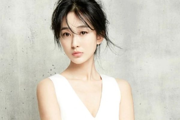 《猎隼》迟宁宁饰演青春靓丽大学校花?演员迟宁宁个人资料简介?