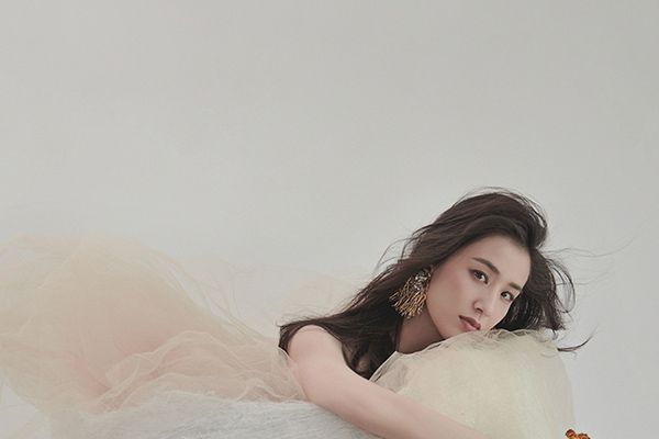 古装剧《岁岁青莲》穆海瑶是谁扮演的?饰演者黄圣依有哪些作品?