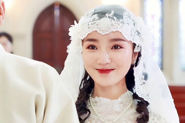《小娘惹》讲述了什么故事?该剧的结局完美吗?