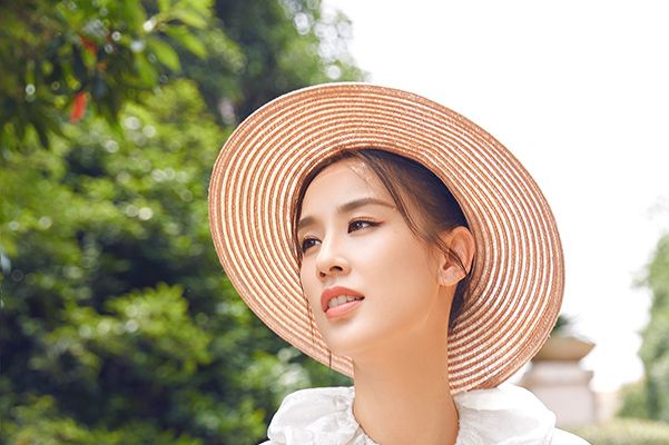 电视剧《岁岁青莲》黄圣依特别出演的哪个角色?黄圣依个人资料?