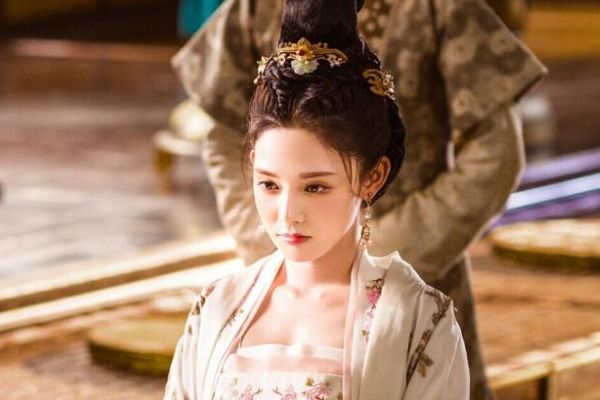 电视剧《君九龄》彭小苒金瀚领衔主演颜值高?金瀚古装造型太丑?