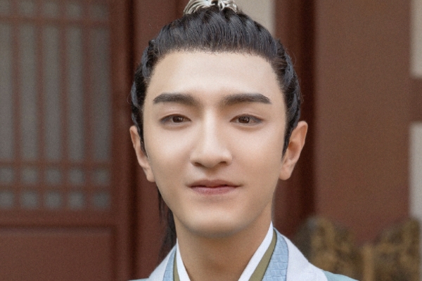 电视剧《君九龄》彭小苒金瀚领衔主演颜值高?金瀚古装造型太丑?