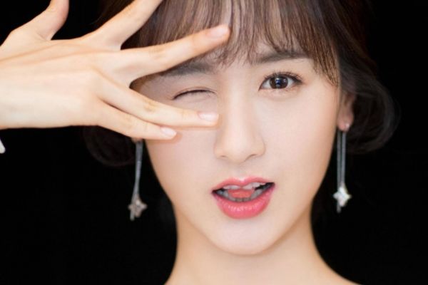 电视剧《青春向前冲》袁冰妍扮演唐可儿?佟梦实丝毫不输成毅?