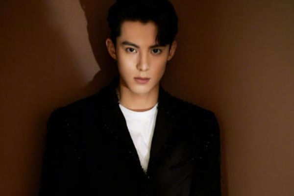 《理智派生活》秦岚王鹤棣领衔主演?共同演绎姐弟恋情CP感十足?