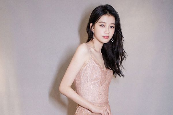 《与晨同光》朱嘉琦化身渣男未婚夫?首次合作孙怡白敬亭引期待?