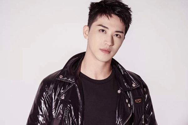 电视剧《大唐明月》主要剧情简介?演员施诗赵顺然个人资料简介?