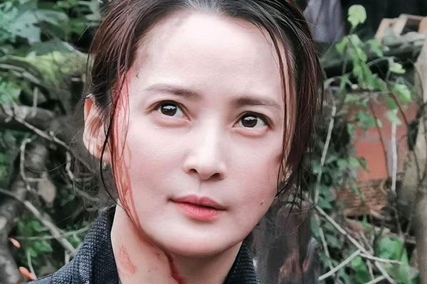 探班《迷雾追踪》蒋勤勤满脸是血?与周游携手探案?