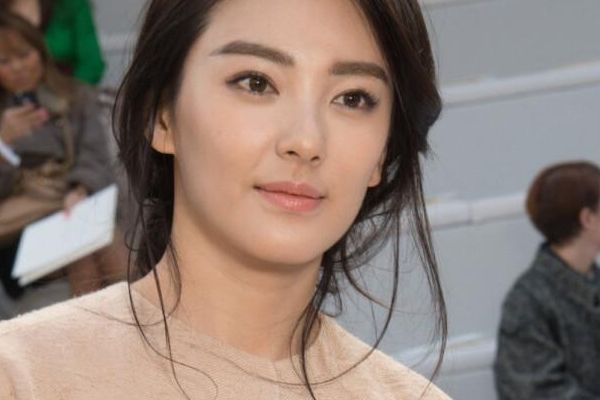 《云南虫谷》讲述云南献王墓探险故事?潘粤明张雨绮姜超主演?