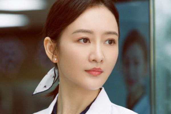 《生活万岁》王鸥孙艺洲联手出演?搭档辛柏青周小斌等实力演员?