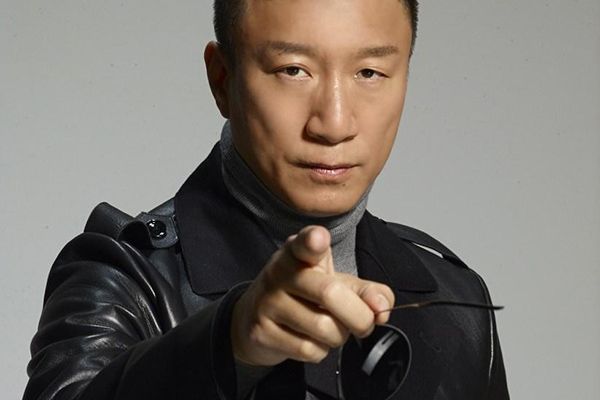 《扫黑风暴》主演孙红雷性格如何?孙红雷为什么说李荣浩眼睛小?