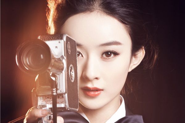悬疑剧《谁是凶手》赵丽颖扮演女主沈雨?化身神秘的心理医生?