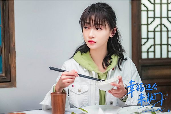 《幸福还会来敲门》吴谨言与聂远是第几次合作?吴谨言演技如何?
