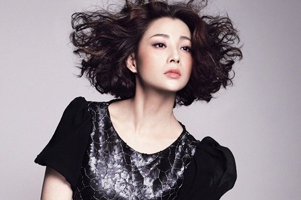 电视剧《人世间》郑娟扮演者是谁?演员殷桃演艺经历及主要作品?